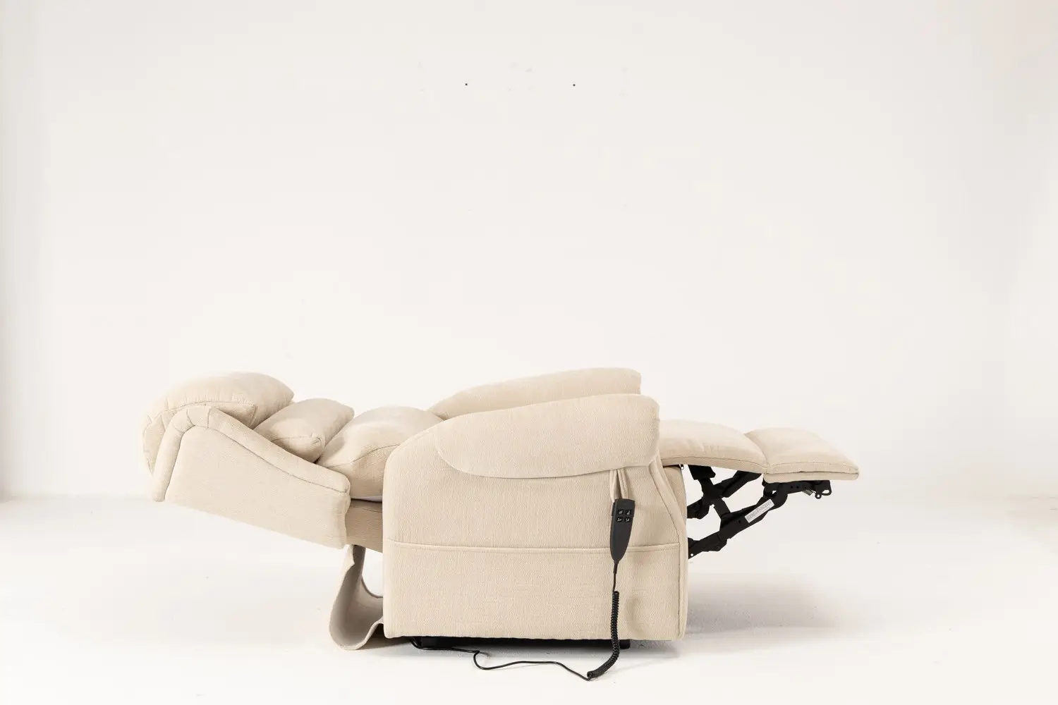 9197 lift recliner — view 5